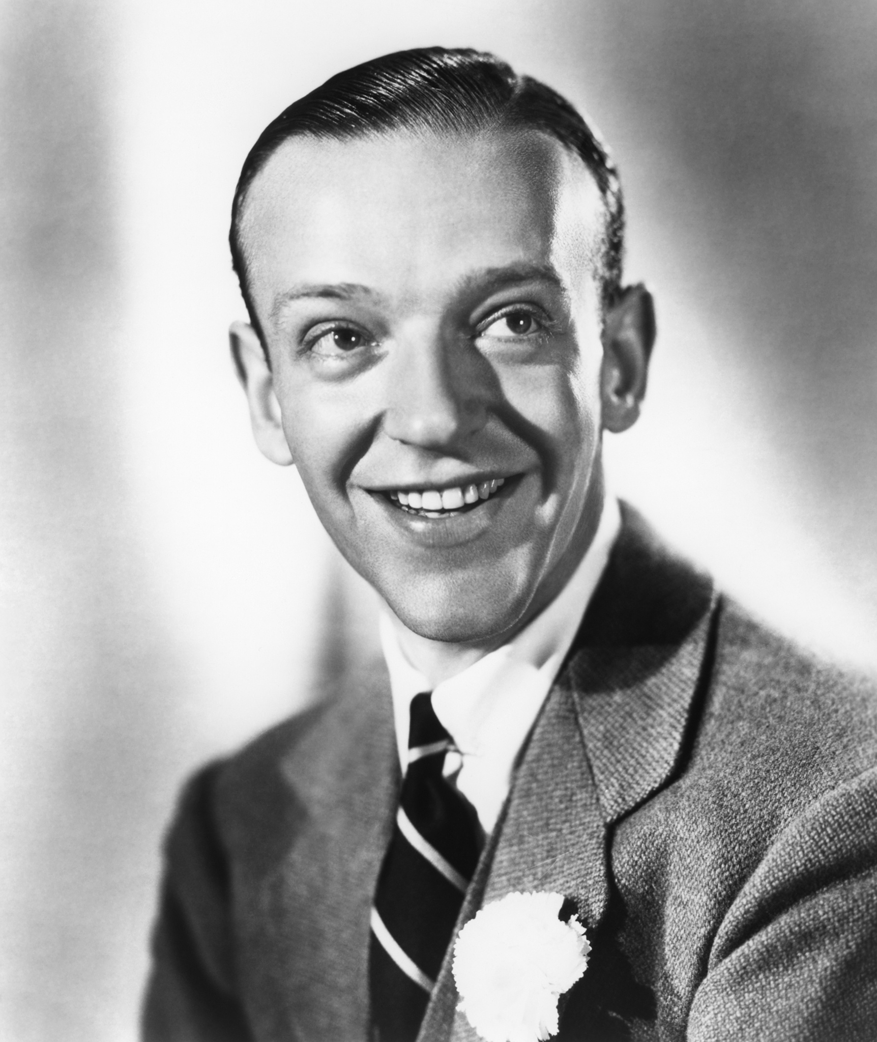 FRED ASTAIRE LIFE ACHIEVEMENT AWARD (1981)